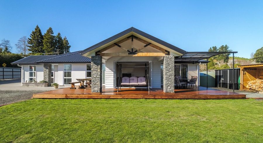  at 2 Chatham Street, Waihola, Milton