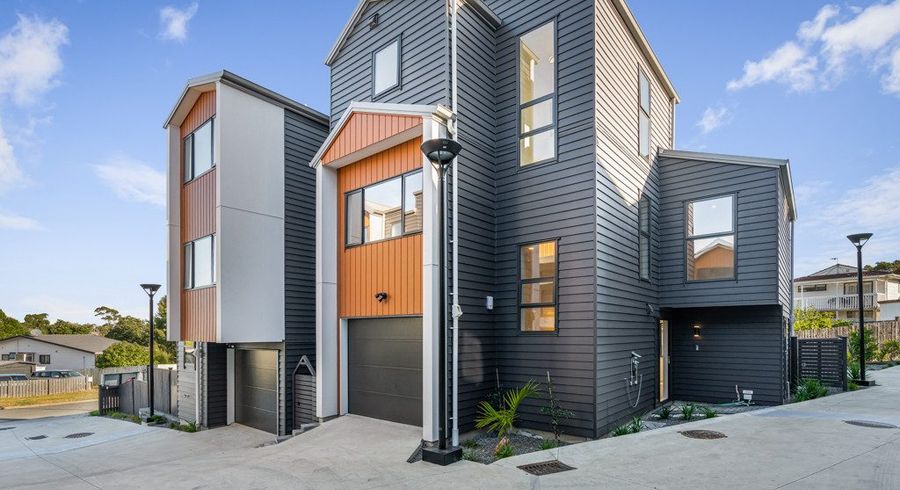  at Lot 10/6 Woodhouse Place, West Harbour, Waitakere City, Auckland