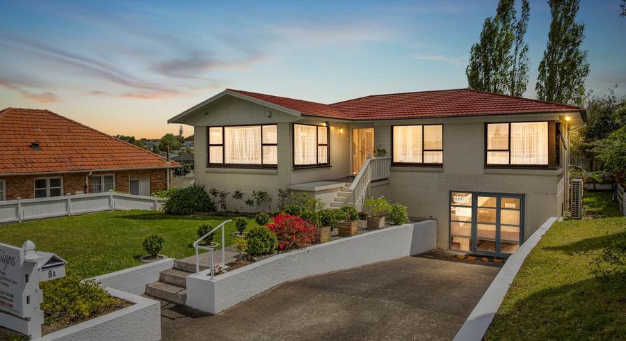  at 84 Tiverton Road, New Windsor, Auckland City, Auckland