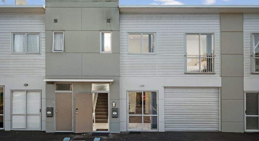  at 8/15 Bishop Lenihan Place, East Tamaki, Auckland