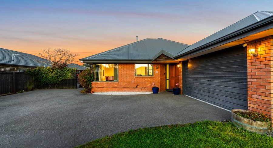  at 27 Ti Rakau Drive, Woolston, Christchurch City, Canterbury