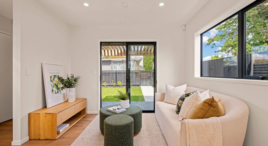  at 1/721 Te Atatu Road, Te Atatu Peninsula, Waitakere City, Auckland