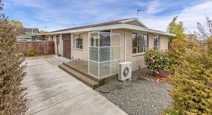  at 1/452 Harewood Road, Harewood, Christchurch