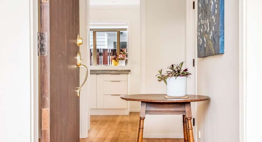  at 33A Landon Avenue, Mangere East, Manukau City, Auckland