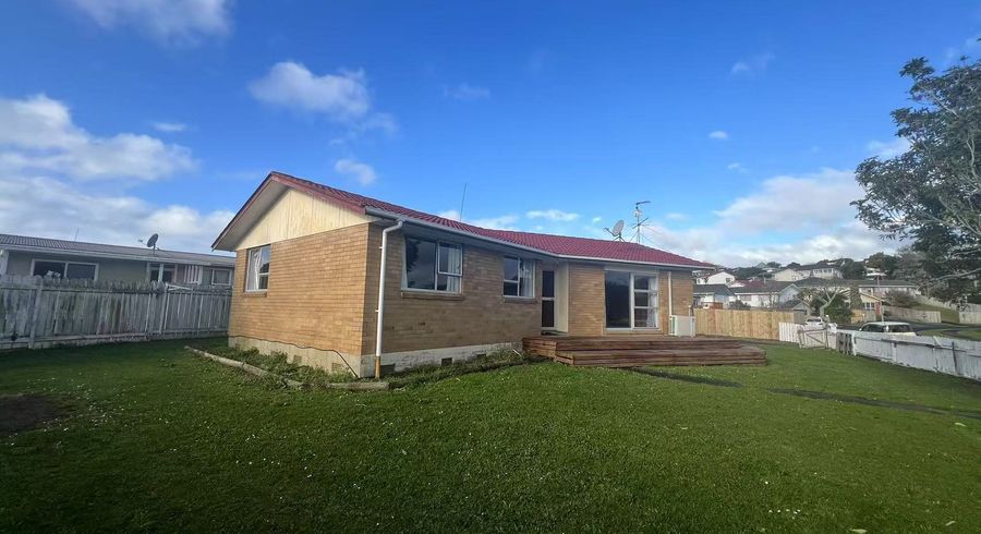  at 2 Cranberry place, Bucklands Beach, Manukau City, Auckland