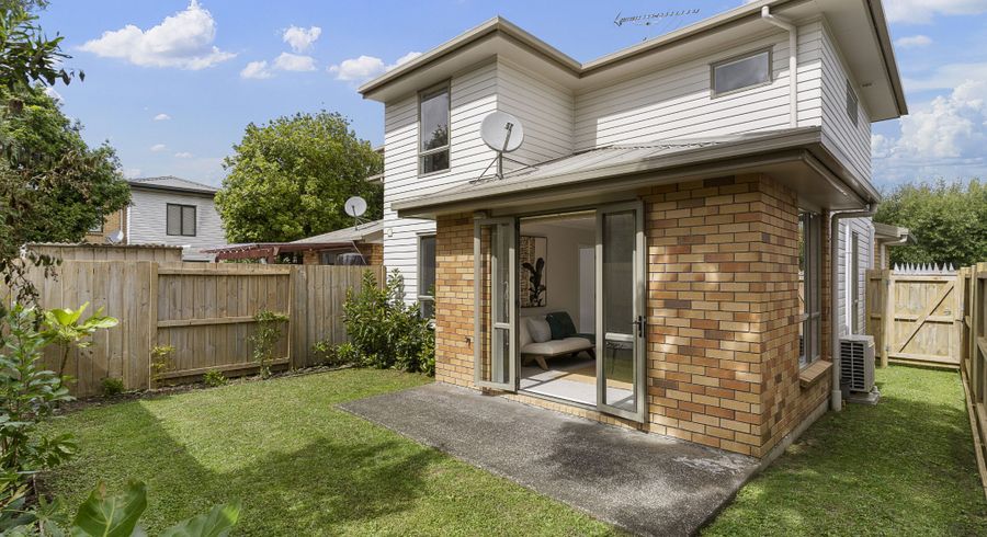  at 18 Barnea Circle, Glen Eden, Auckland