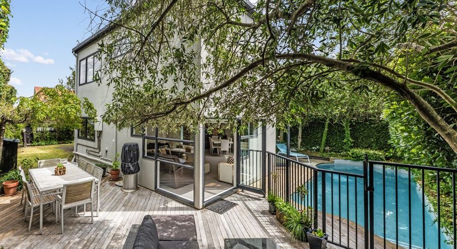  at 2/27 Martin Avenue, Remuera, Auckland City, Auckland