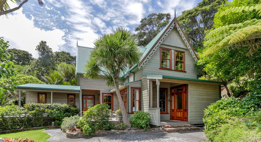  at 31 Tinopai Road, Titirangi, Auckland