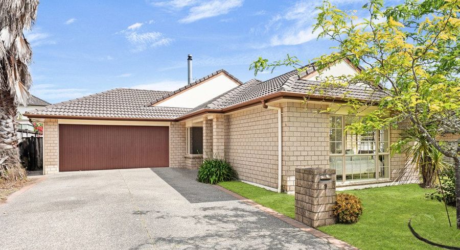  at 9 Maybole Drive, Flat Bush, Auckland
