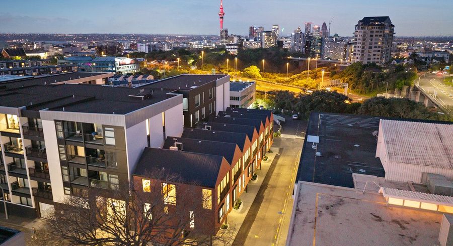  at 6/3 Madeira Lane, Grafton, Auckland City, Auckland