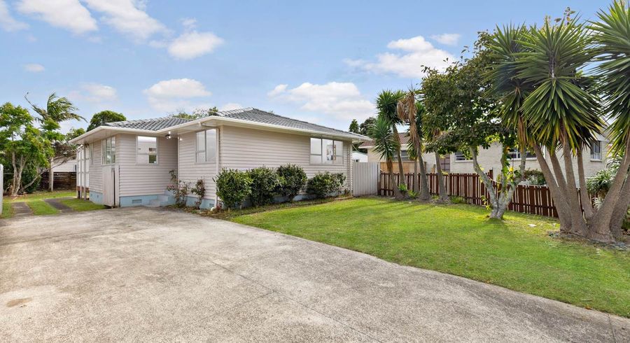  at 9 Tangelo Place, Bucklands Beach, Auckland