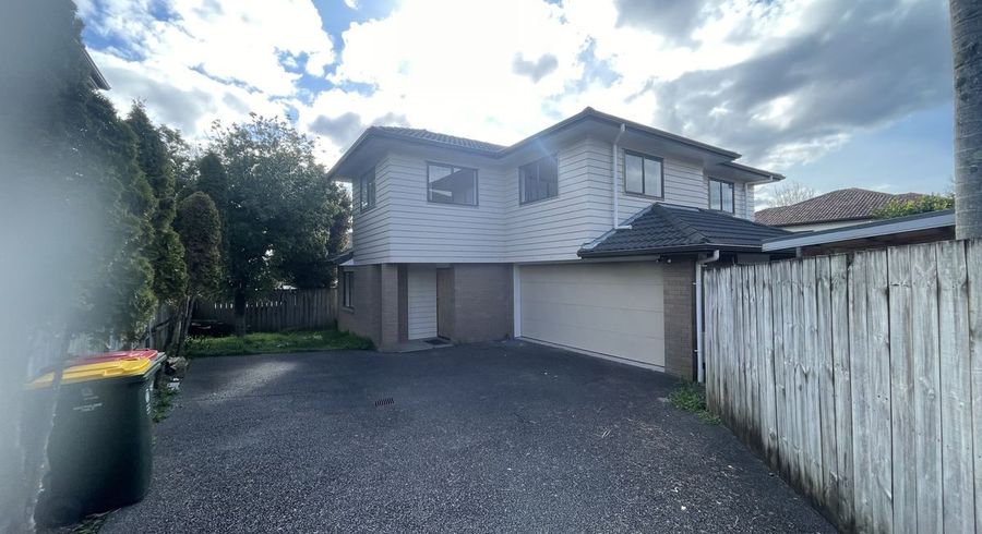  at 15 Janway Avenue, Flat Bush, Manukau City, Auckland