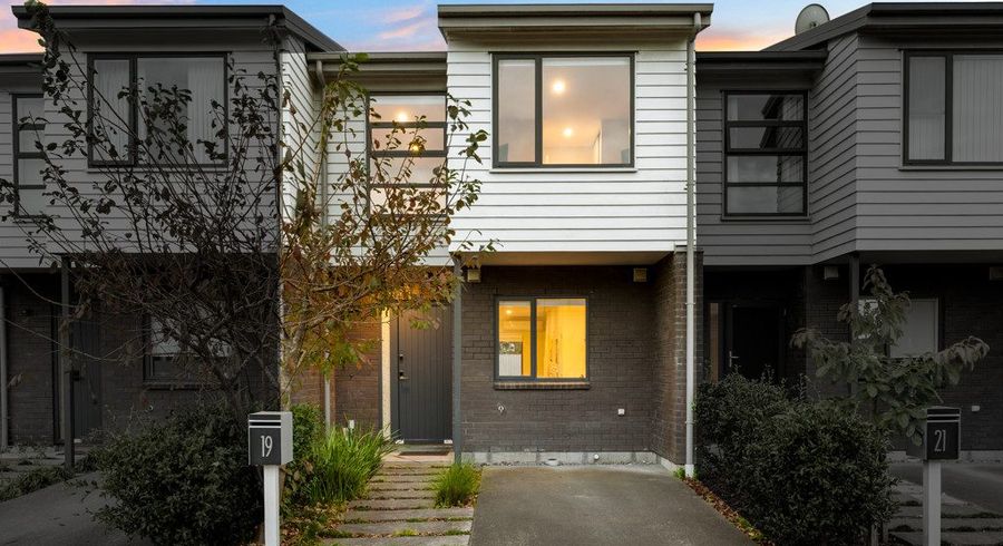  at 19 Alyssum Road, Mount Wellington, Auckland City, Auckland