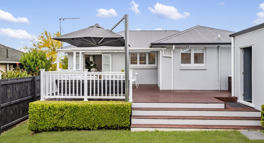  at 9 Mcrae Road, Mount Wellington, Auckland