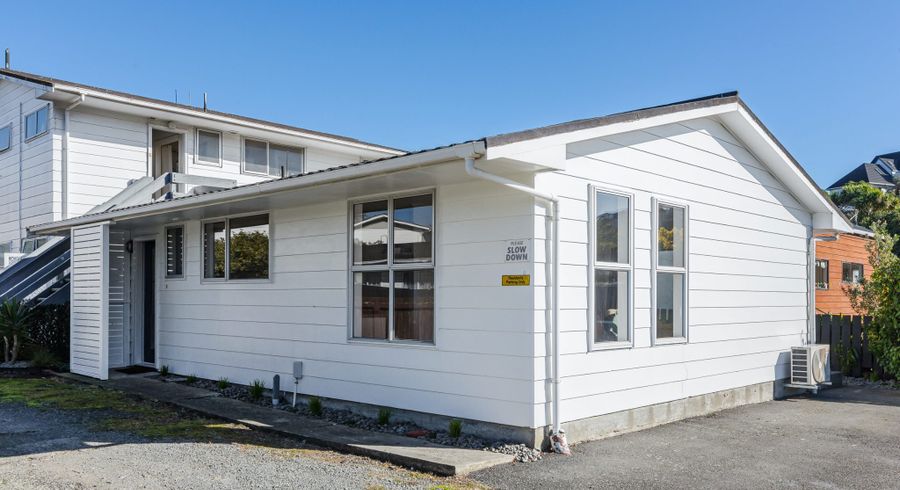  at 1/3 School Road, Plimmerton, Porirua