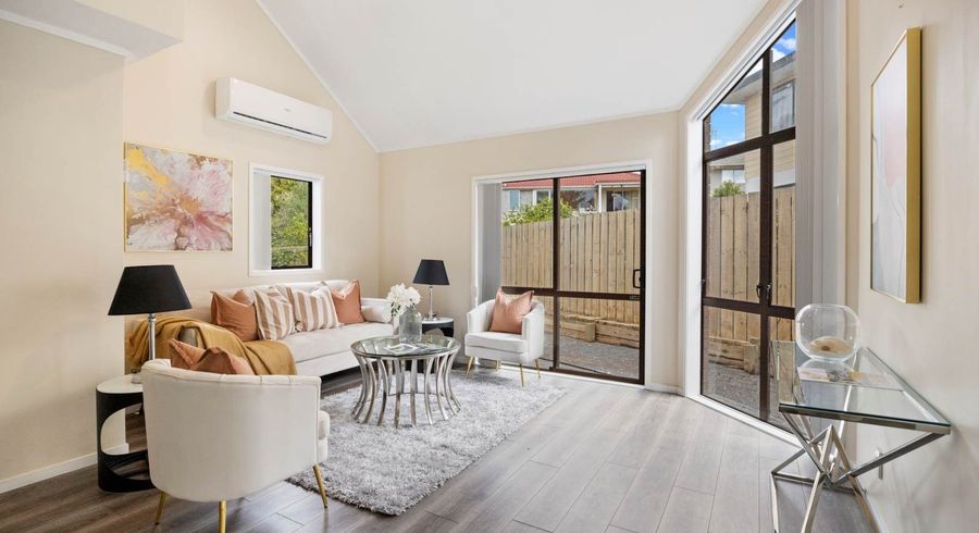  at 2/179 Wiseley Road, West Harbour, Waitakere City, Auckland