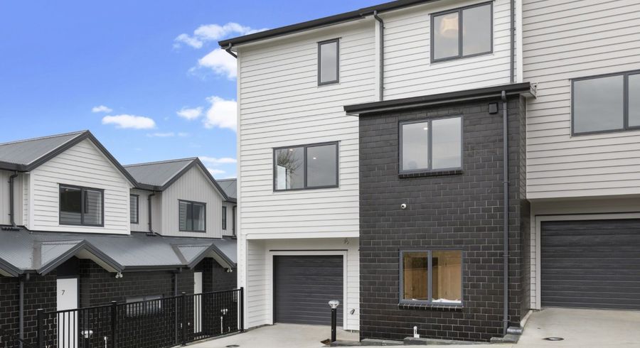  at 4/66 Saint Johns Road, Meadowbank, Auckland City, Auckland