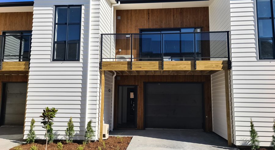  at 4/45 Cook Street, Hamilton East, Hamilton