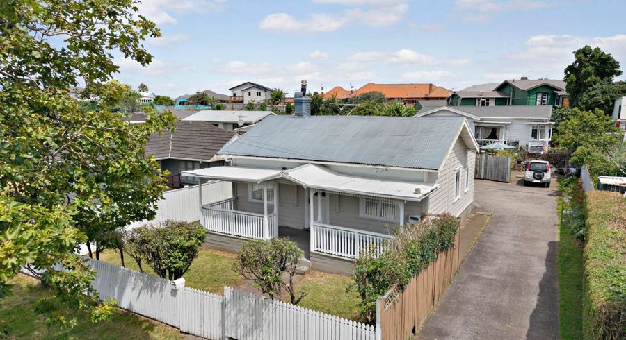  at 1/58 Portage Road, Otahuhu, Auckland