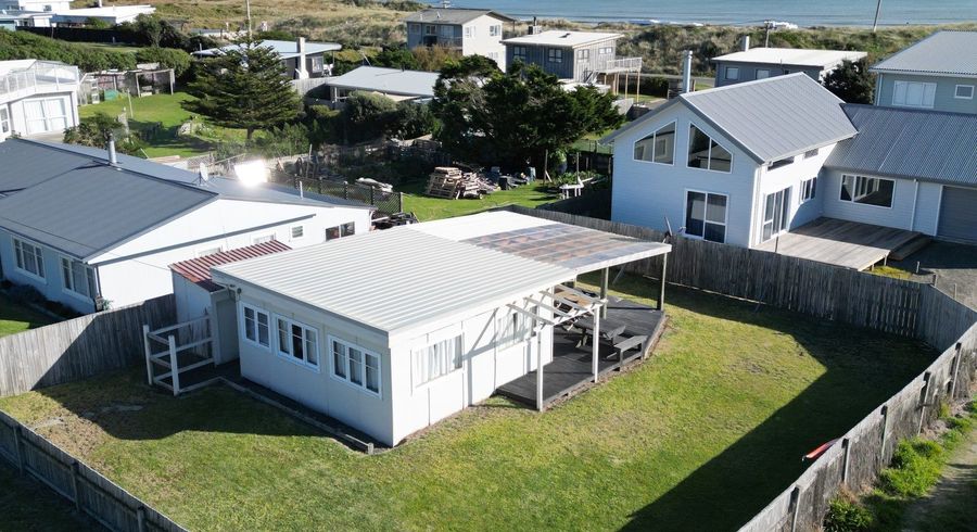  at 38 Nelson Street, Foxton Beach, Foxton