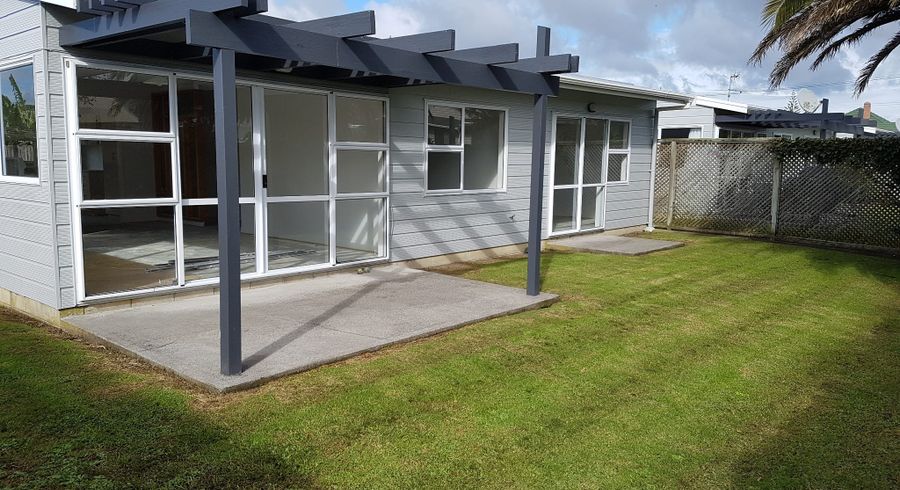  at 3/25 Oakley Avenue, Waterview, Auckland