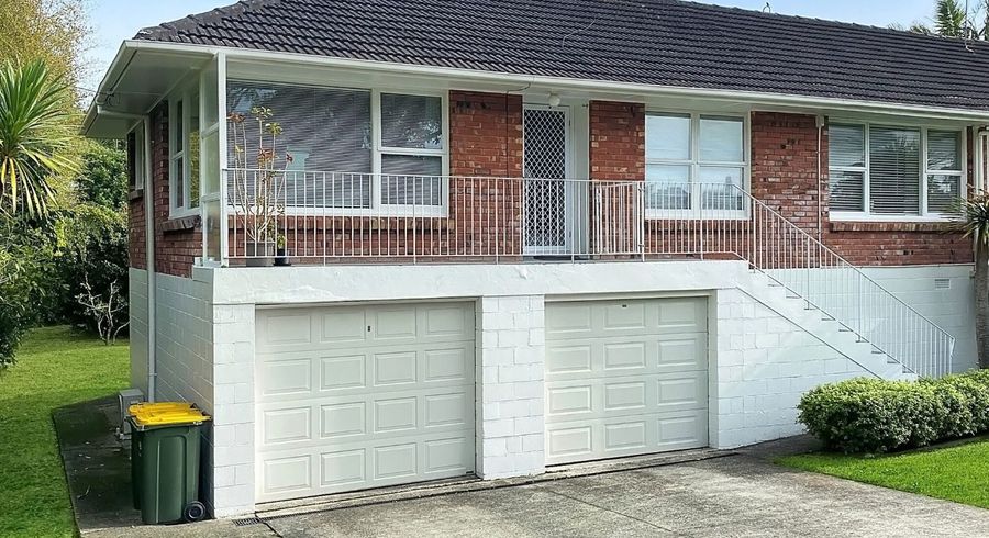  at 1/216 Beach Road, Campbells Bay, North Shore City, Auckland