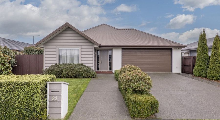  at 32 Flaxon Place, Burwood, Christchurch City, Canterbury