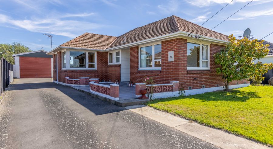  at 15 Carisbrooke Street, Aranui, Christchurch