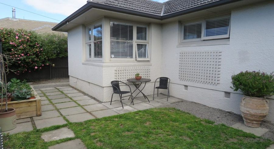  at 1/17 Oakdale Street, Avonhead, Christchurch City, Canterbury