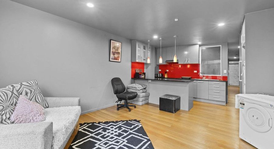  at 15/98 Station Road, Otahuhu, Auckland City, Auckland