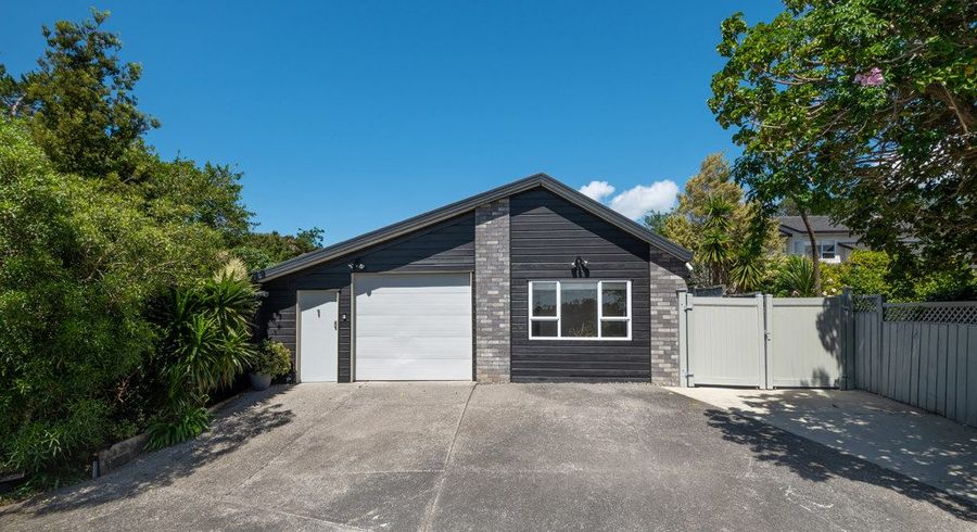  at 1/39 Radiata Lane, Chatswood, North Shore City, Auckland