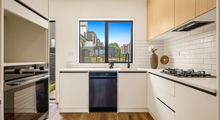  at 293C Flat Bush School Road, Flat Bush, Manukau City, Auckland