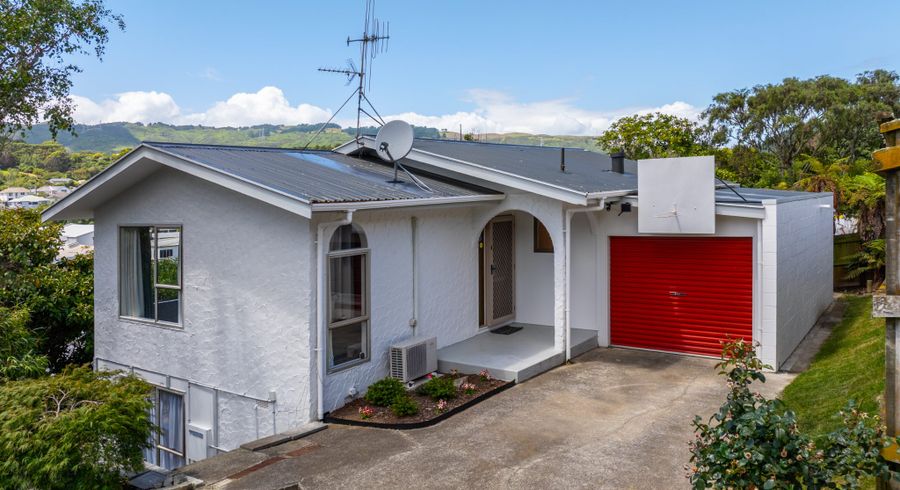  at 15a Kereru Bend, Tawa, Wellington, Wellington