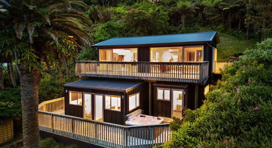  at 78 Warner Park Avenue, Laingholm, Waitakere City, Auckland