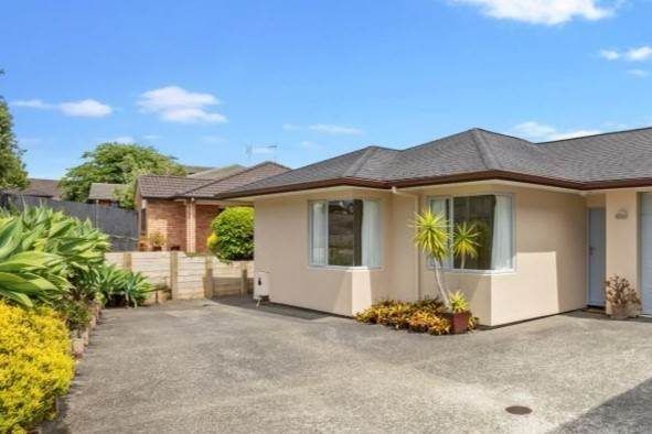  at 3 Henry Partington Place, Greenhithe, Auckland