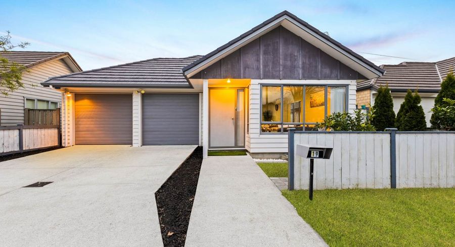 at 19 Kotuku Crescent, Takanini, Papakura, Auckland