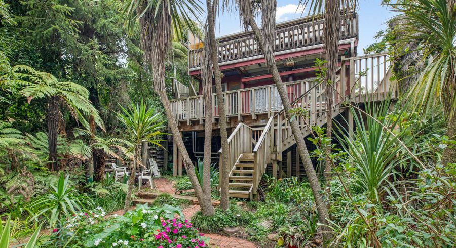  at 112 Candia Road, Henderson Valley, Auckland