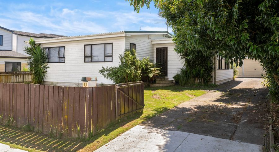  at 11 Graham Road, Conifer Grove, Takanini