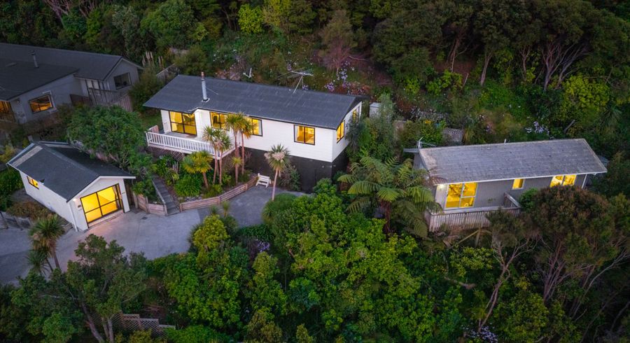  at 25 Postgate Drive, Whitby, Porirua, Wellington