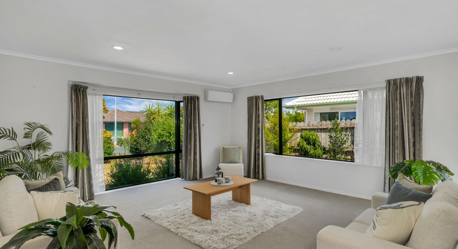 at 59 Frank Nobilo Drive, Golflands, Auckland