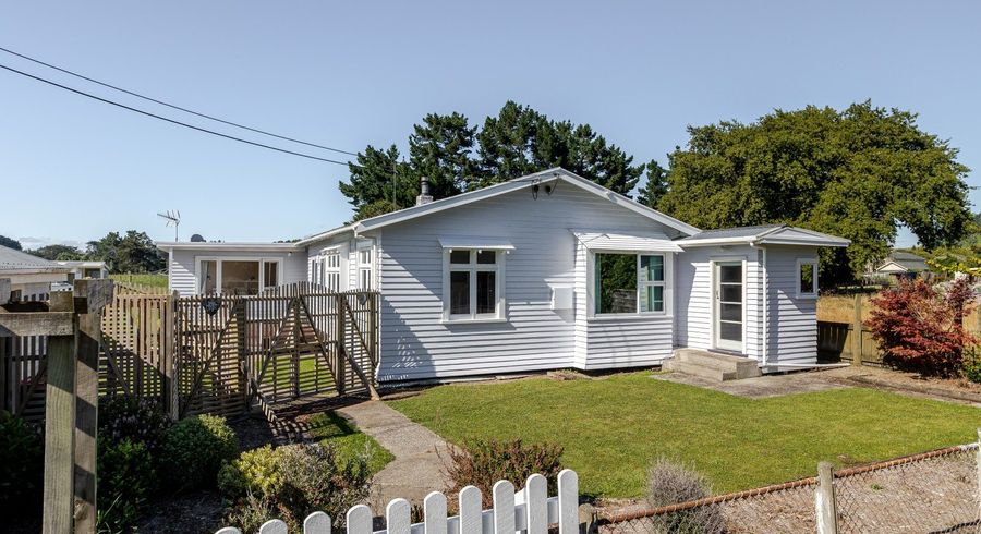  at 12 Mara Street, Mangatainoka, Pahiatua
