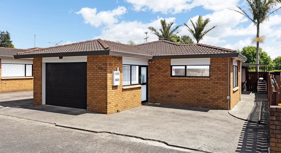  at 3/97 Hill Road, The Gardens, Manukau City, Auckland