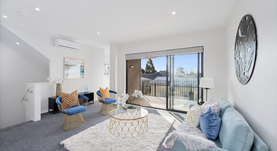  at 5/5 Peachgrove Road, Te Atatu Peninsula, Waitakere City, Auckland