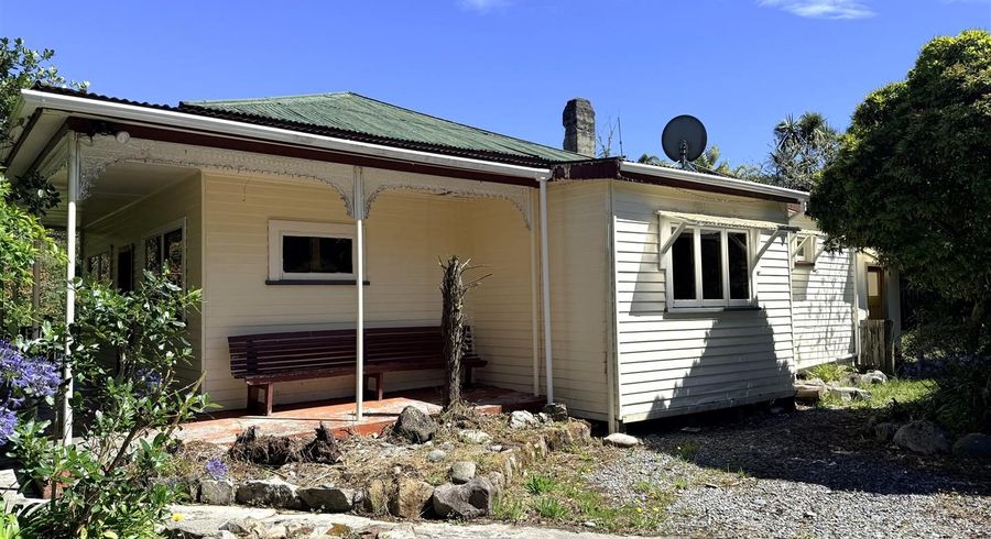  at 4 Waterloo Street, Taylorville, Greymouth