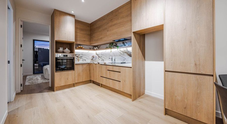  at Lot 4/9 Grande Vue Road, Papatoetoe, Manukau City, Auckland