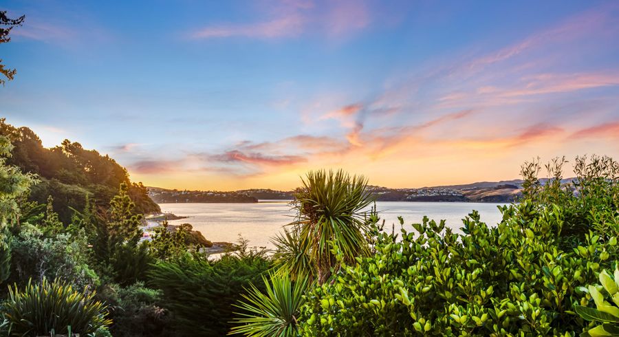  at 28 Molyneux Close, Whitby, Porirua, Wellington