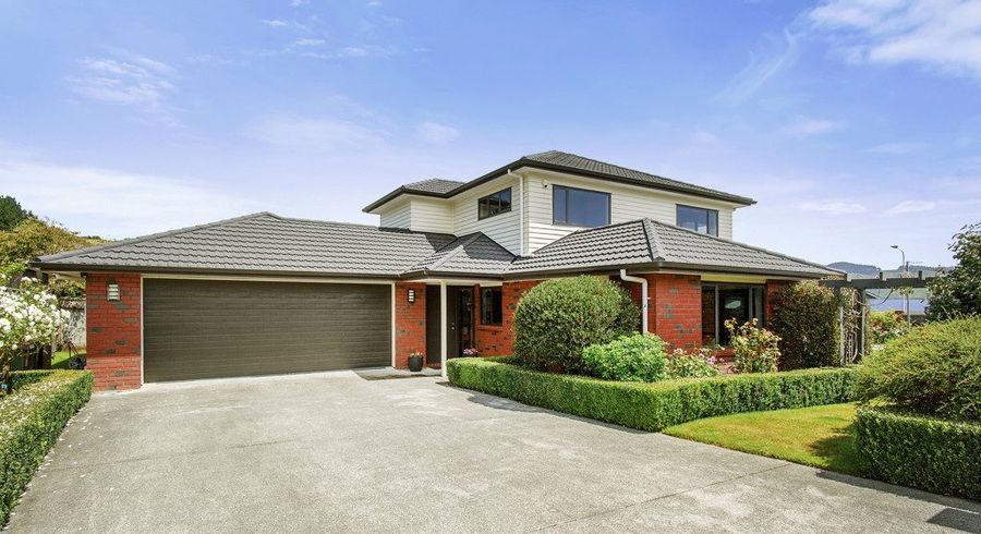  at 189 Woodman  Drive, Tawa, Wellington, Wellington