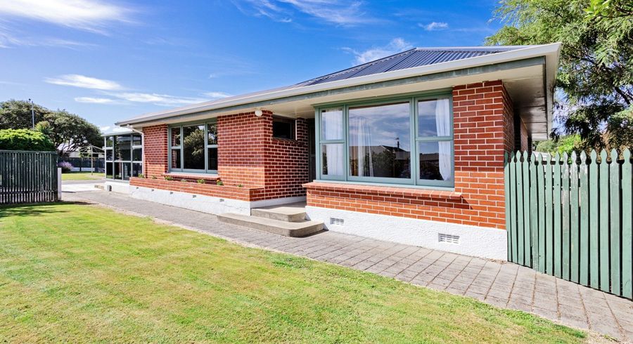  at 23 Cruickshank Crescent, Rosedale, Invercargill