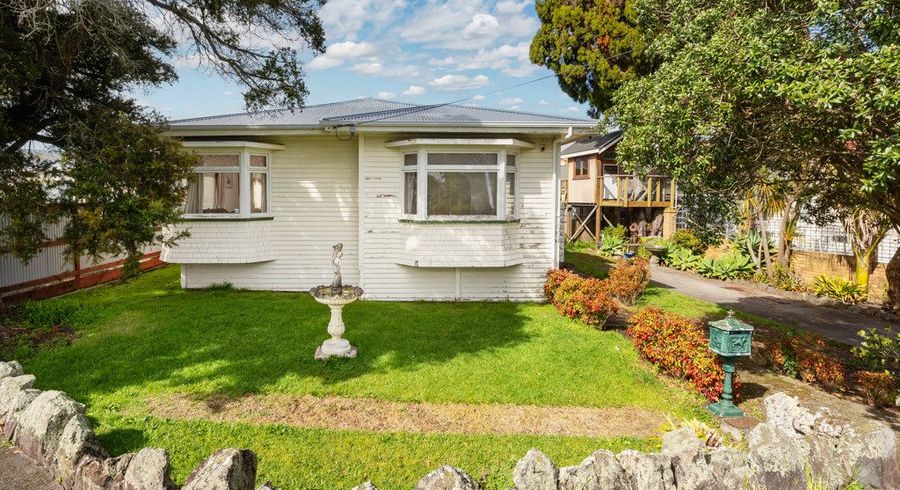  at 44 Margaret Avenue, Mount Albert, Auckland City, Auckland