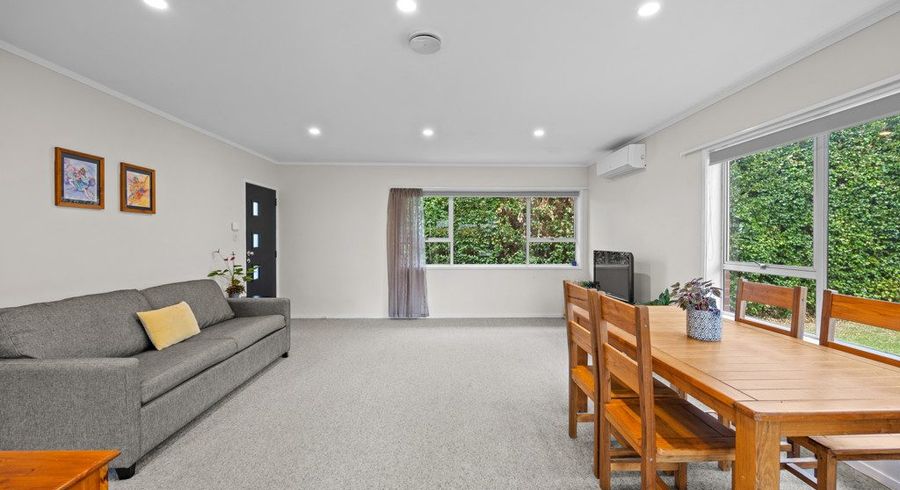  at 2/4 Illana Place, Ranui, Waitakere City, Auckland